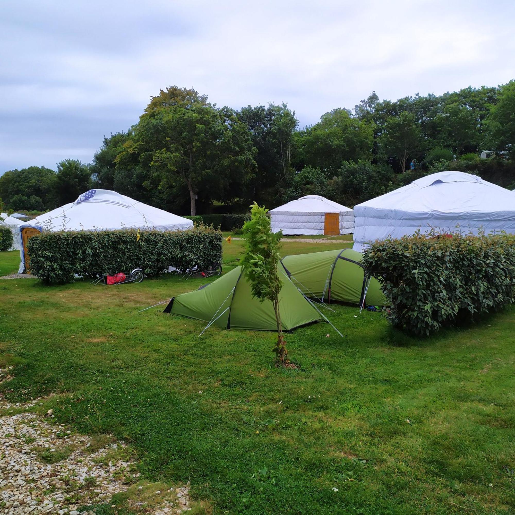 Camping Kerlaudy Mer et Yourtes Plouenan Bagian luar foto