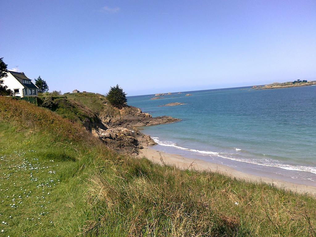 Camping Kerlaudy Mer et Yourtes Plouenan Bagian luar foto