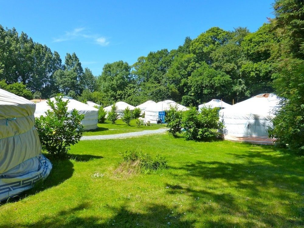 Camping Kerlaudy Mer et Yourtes Plouenan Bagian luar foto